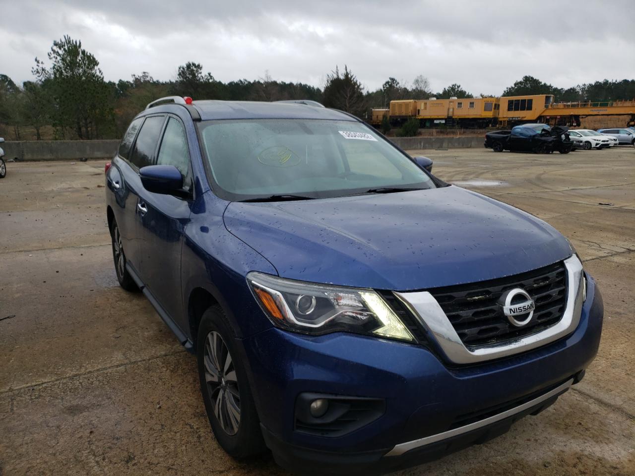 NISSAN PATHFINDER 2018 with VIN 5N1DR2MN9JC605252 - Photo from auction