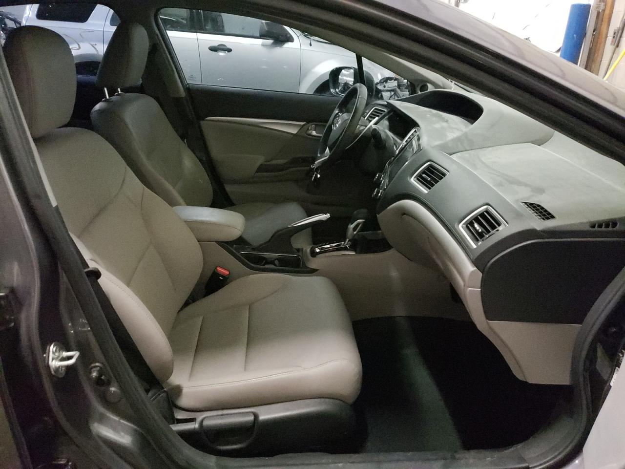 Photo 5 from auction – 2014 HONDA CIVIC EXL with VIN 2HGFB2F9XEH520006