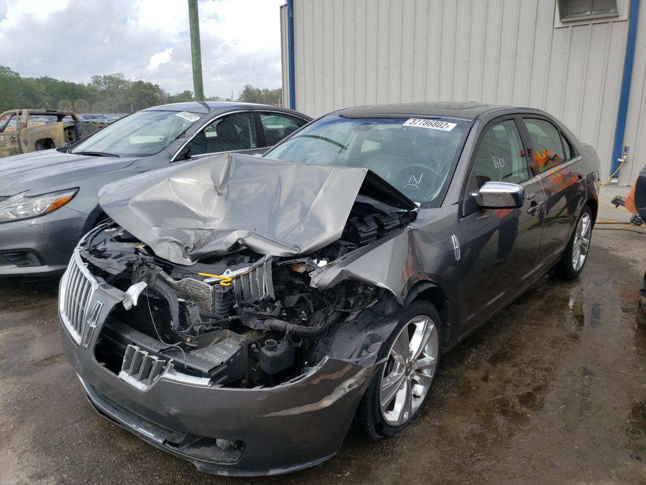 Photo 2 from auction – 2010 LINCOLN MKZ with VIN 3LNHL2GC0AR600214