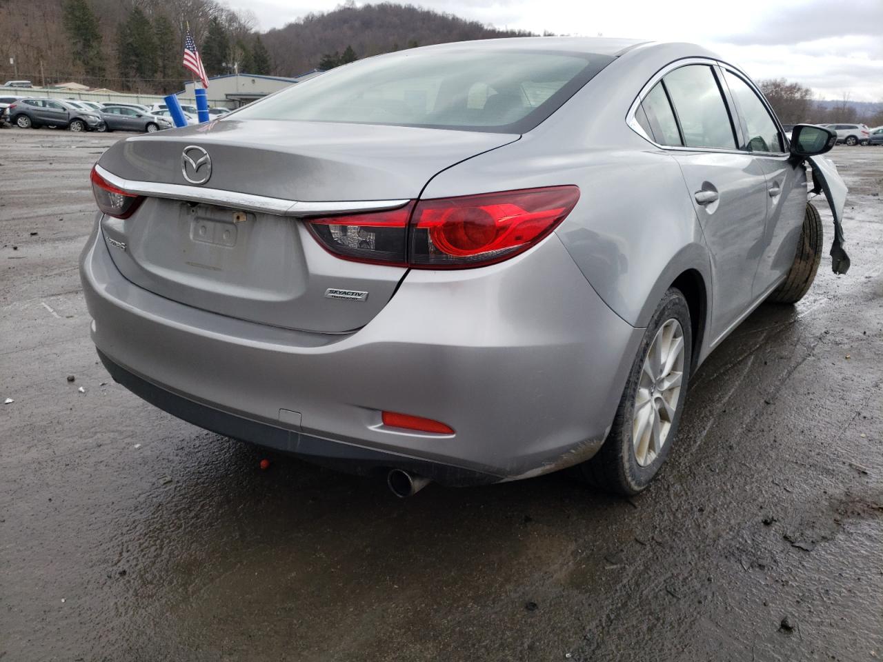 Photo 4 from auction – 2015 MAZDA 6 with VIN JM1GJ1U6XF1178176