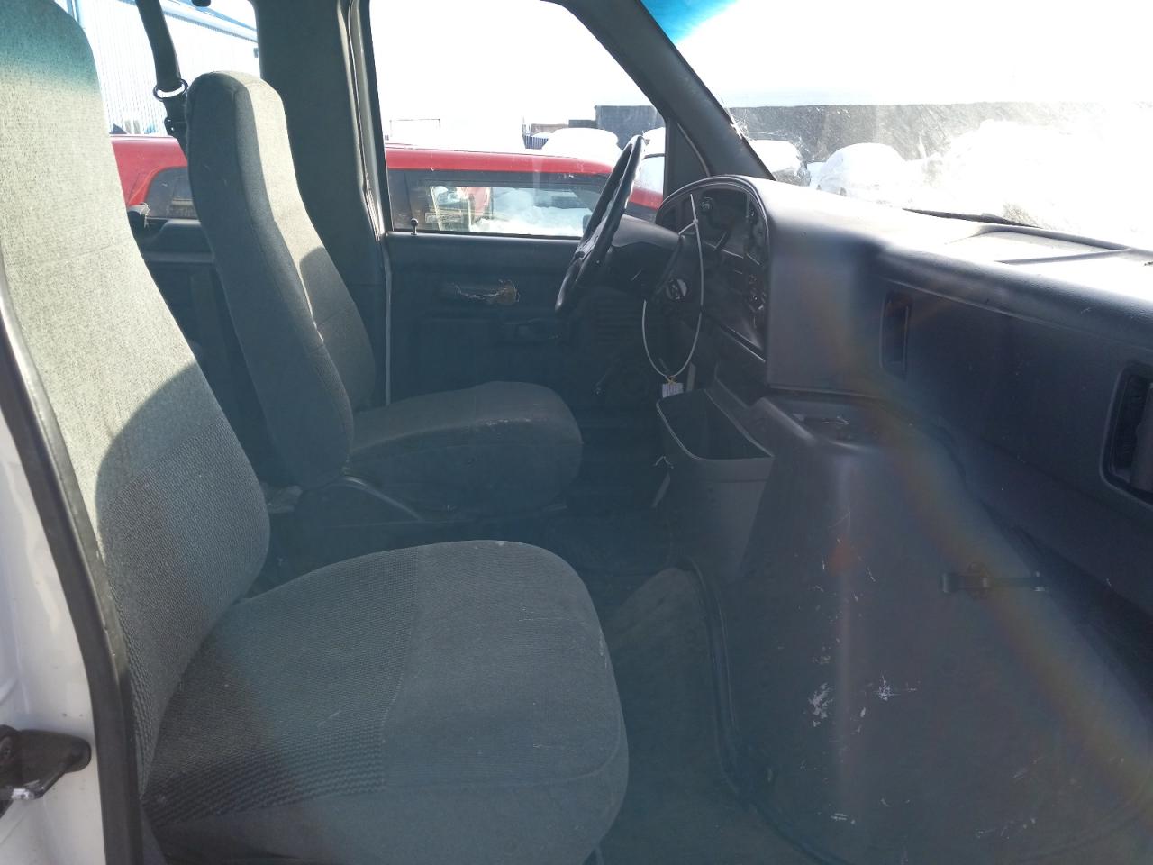 Photo 5 from auction – 1993 FORD ECONOLINE with VIN 1FBJS31G0PHB74971