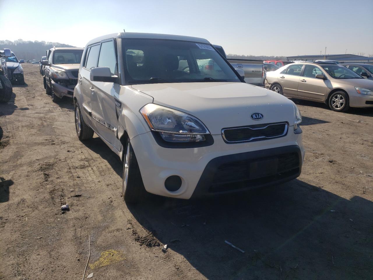 KIA SOUL 2012 with VIN KNDJT2A59C7442028 - Photo from auction