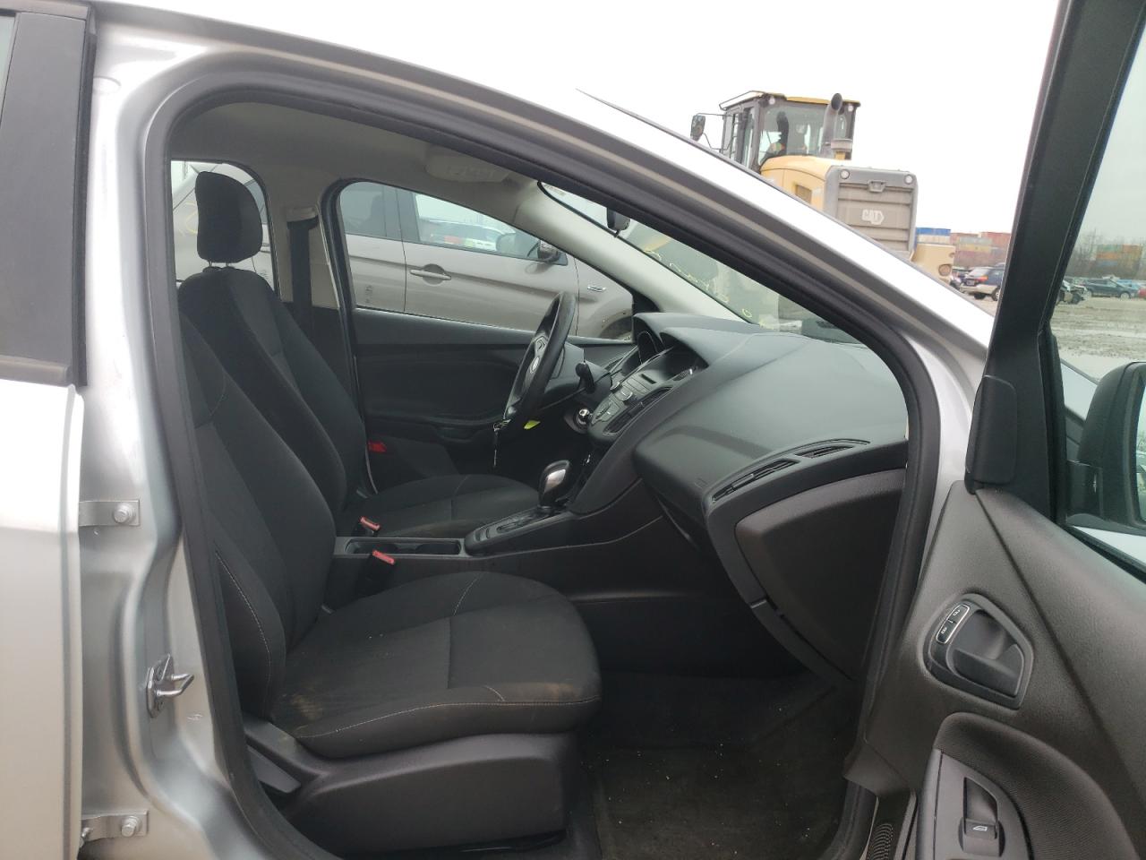 Photo 5 from auction – 2016 FORD FOCUS S with VIN 1FADP3E26GL298626