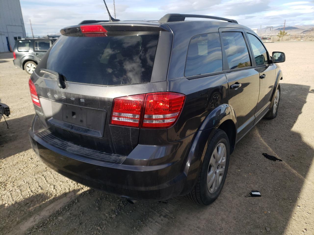 Photo 4 from auction – 2016 DODGE JOURNEY SE with VIN 3C4PDCAB6GT230711