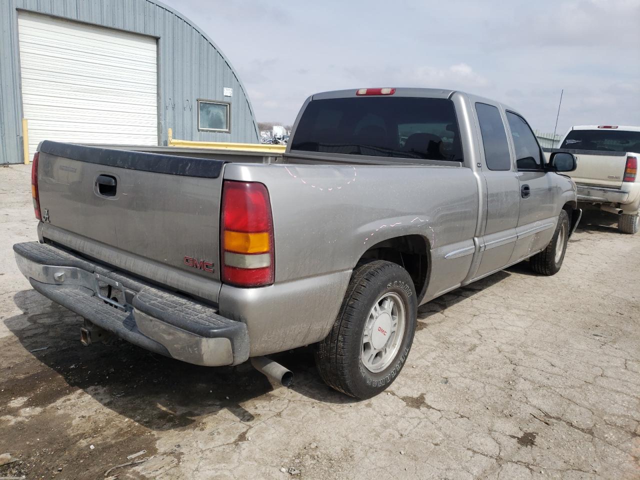 Photo 4 from auction – 2000 GMC NEW SIERRA with VIN 1GTEC19T4YZ339612