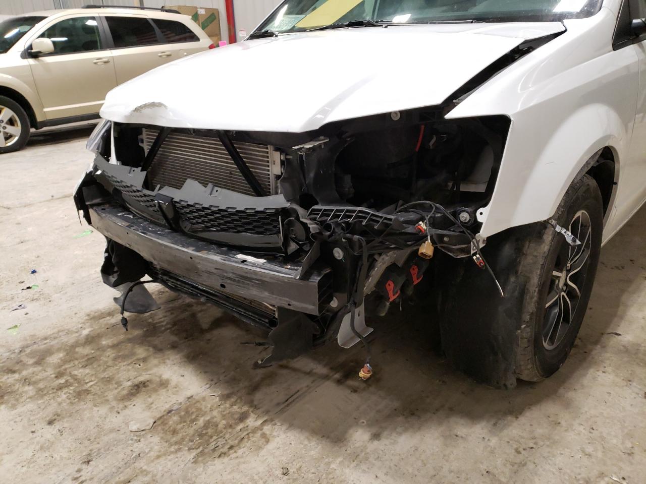 Photo 9 from auction – 2019 DODGE GRAND CARA with VIN 2C4RDGBG8KR502911