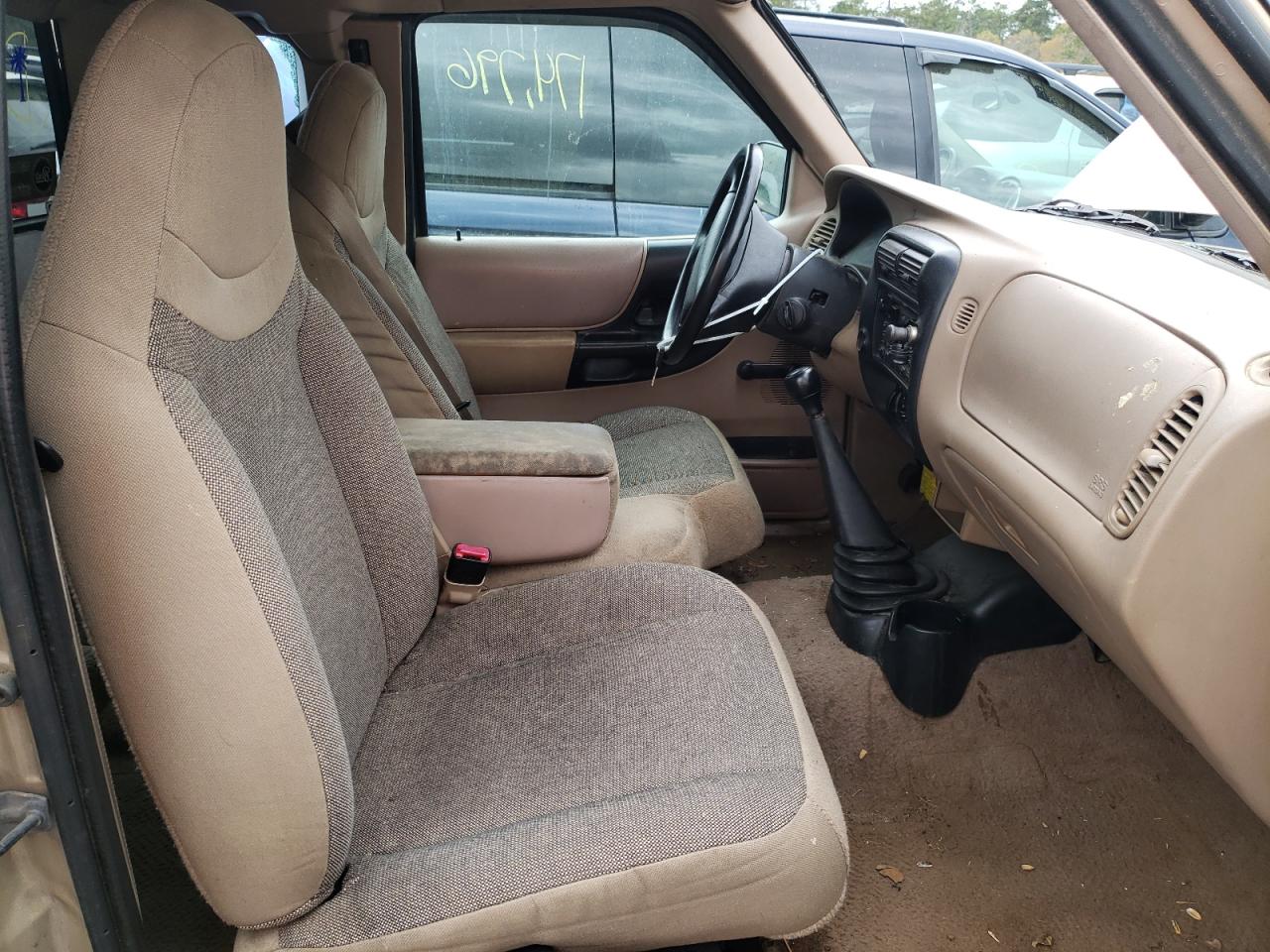 Photo 5 from auction – 2000 FORD RANGER SUP with VIN 1FTYR14V3YTA98195