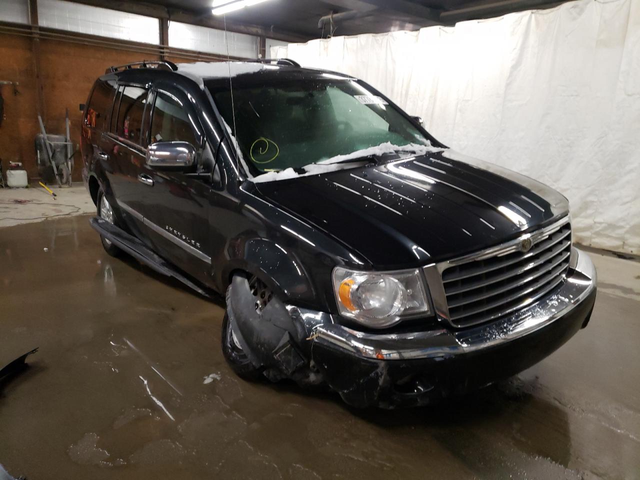 CHRYSLER ASPEN LIMI 2008 with VIN 1A8HW58N98F127359 - Photo from auction