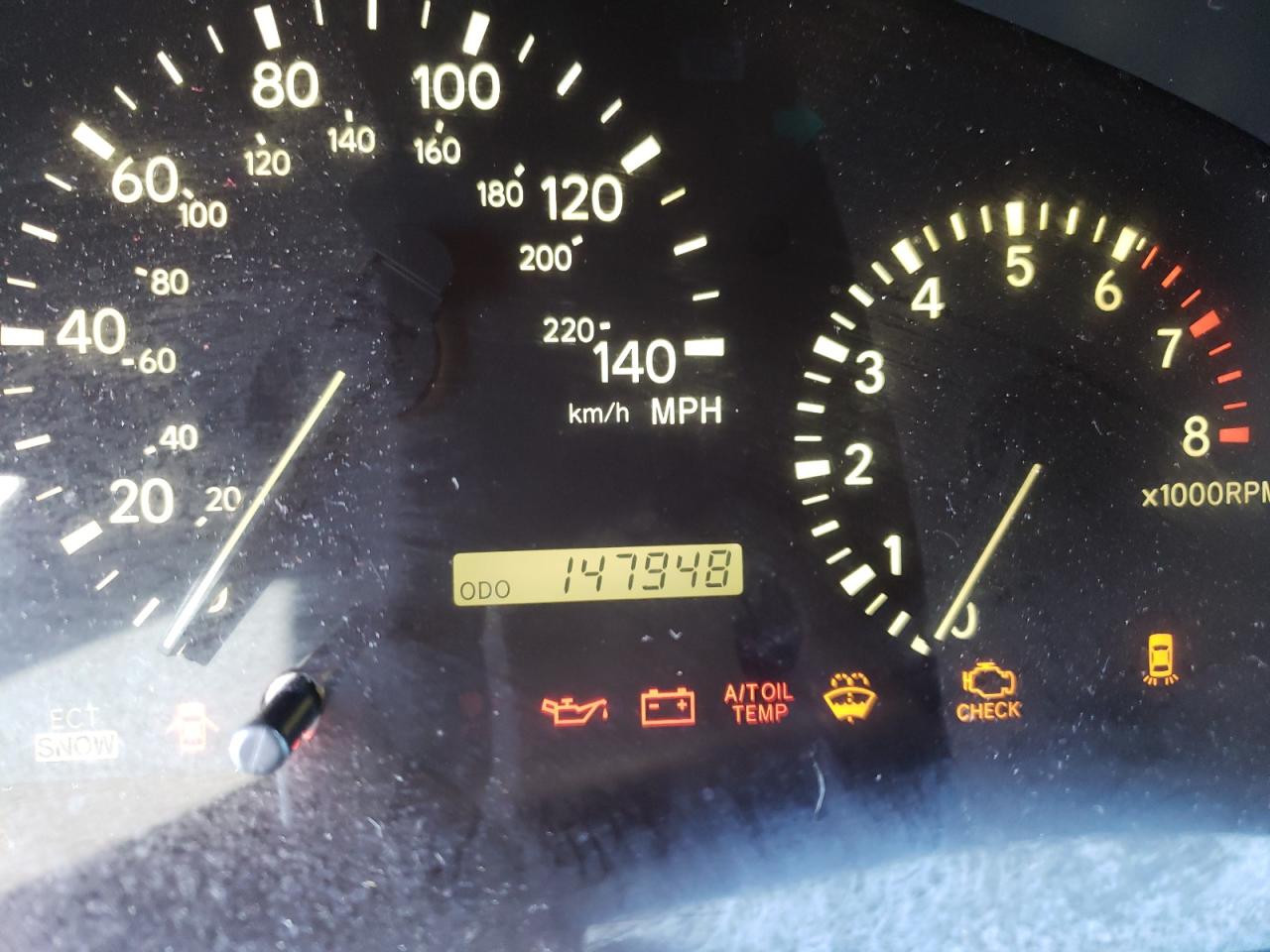 Photo 8 from auction – 2001 LEXUS RX 300 with VIN JTJHF10U610210532