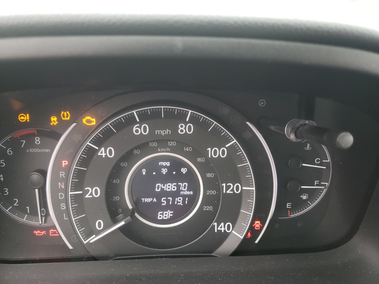Photo 8 from auction – 2016 HONDA CR-V SE with VIN 2HKRM3H42GH526356