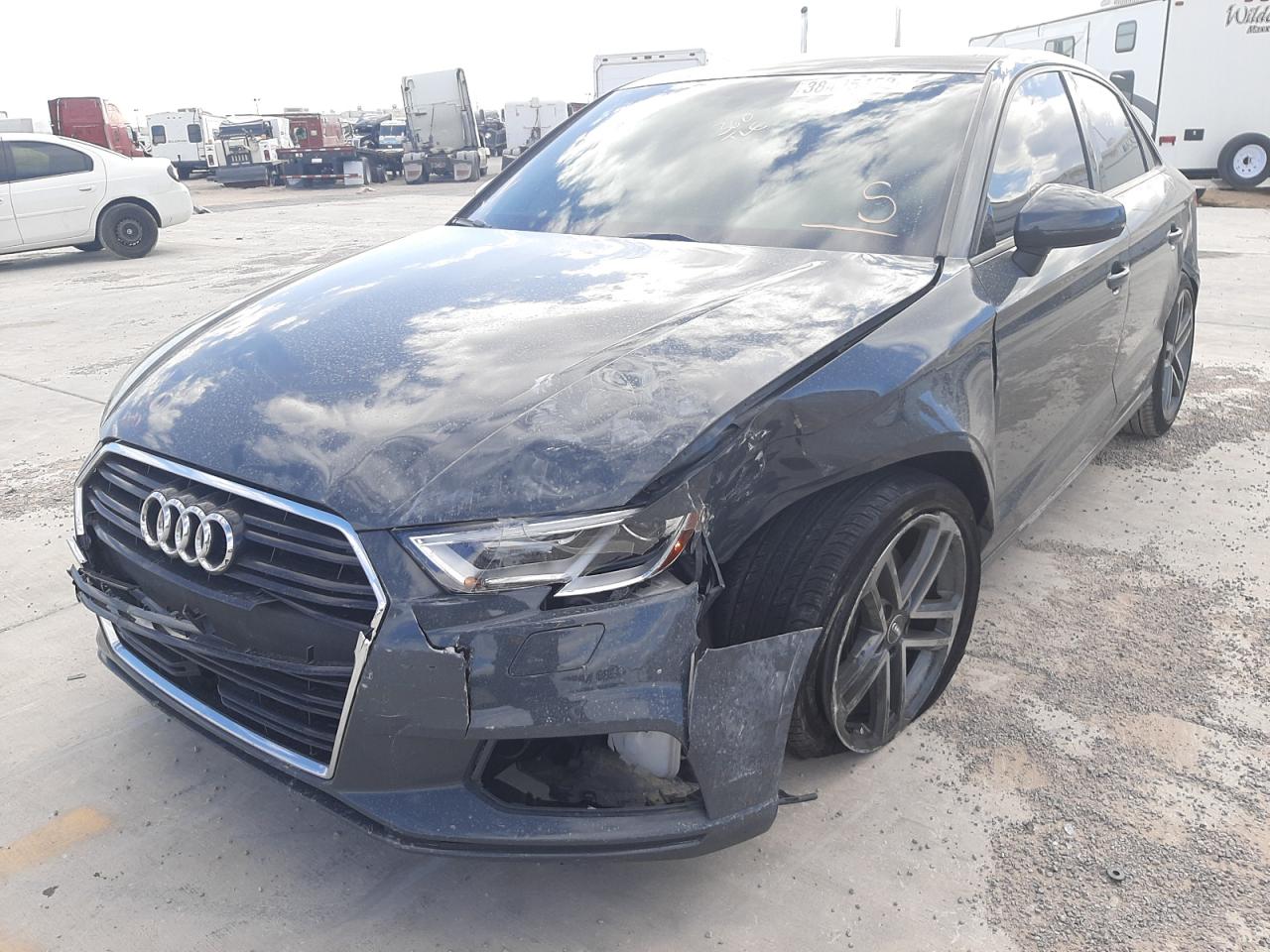Photo 2 from auction – 2017 AUDI A3 PREMIUM with VIN WAUAUGFF2H1036594
