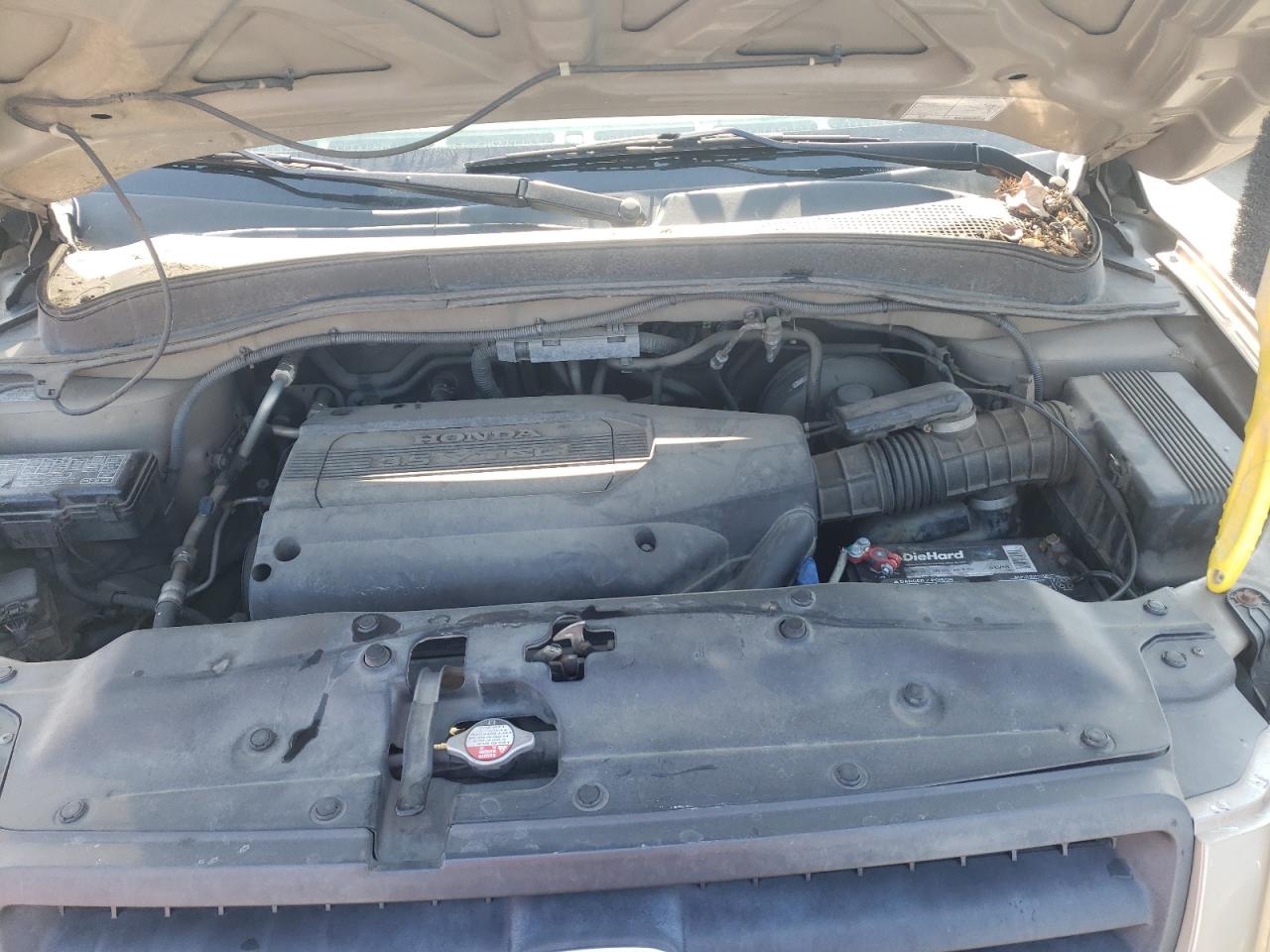 Photo 7 from auction – 2004 HONDA PILOT EXL with VIN 2HKYF18524H614628