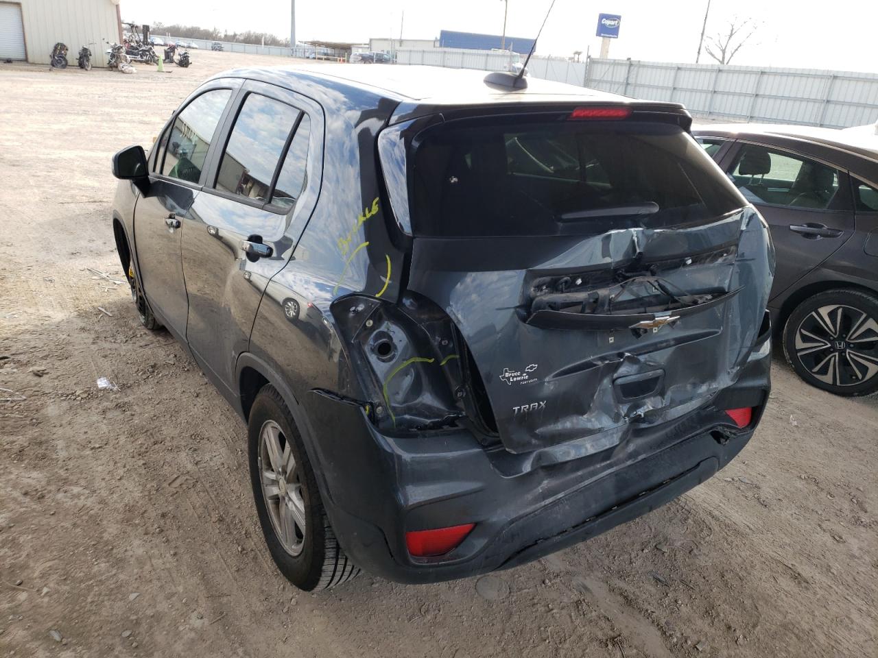 Photo 3 from auction – 2020 CHEVROLET TRAX LS with VIN 3GNCJKSB7LL188244