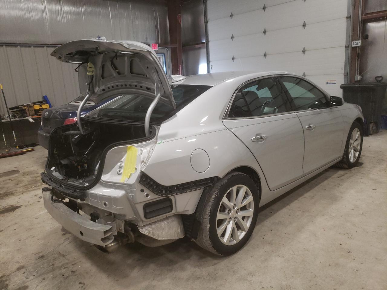 Photo 4 from auction – 2016 CHEVROLET MALIBU LIM with VIN 1G11E5SA3GF102532