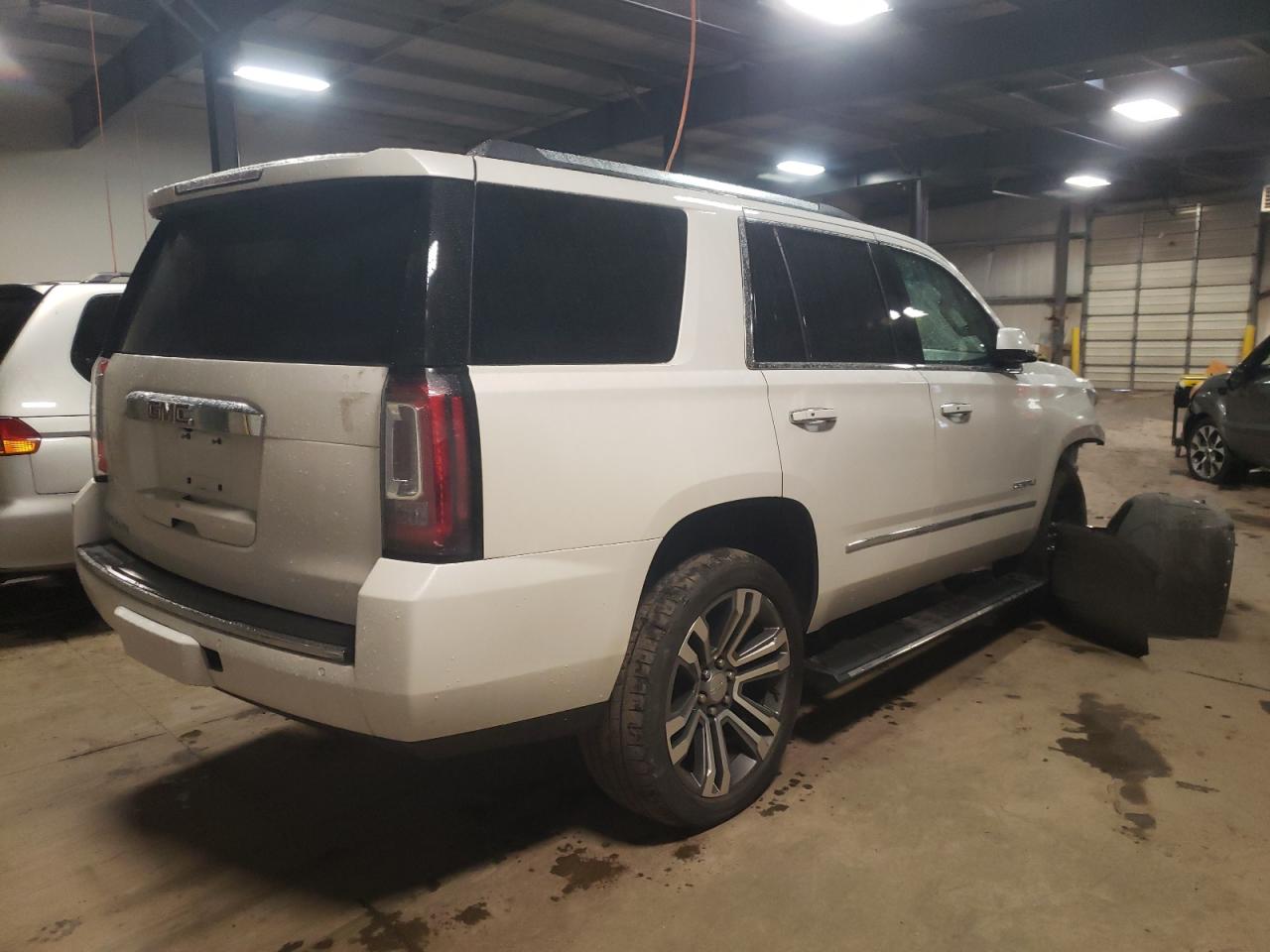 Photo 4 from auction – 2019 GMC YUKON DENA with VIN 1GKS2CKJ6KR138638