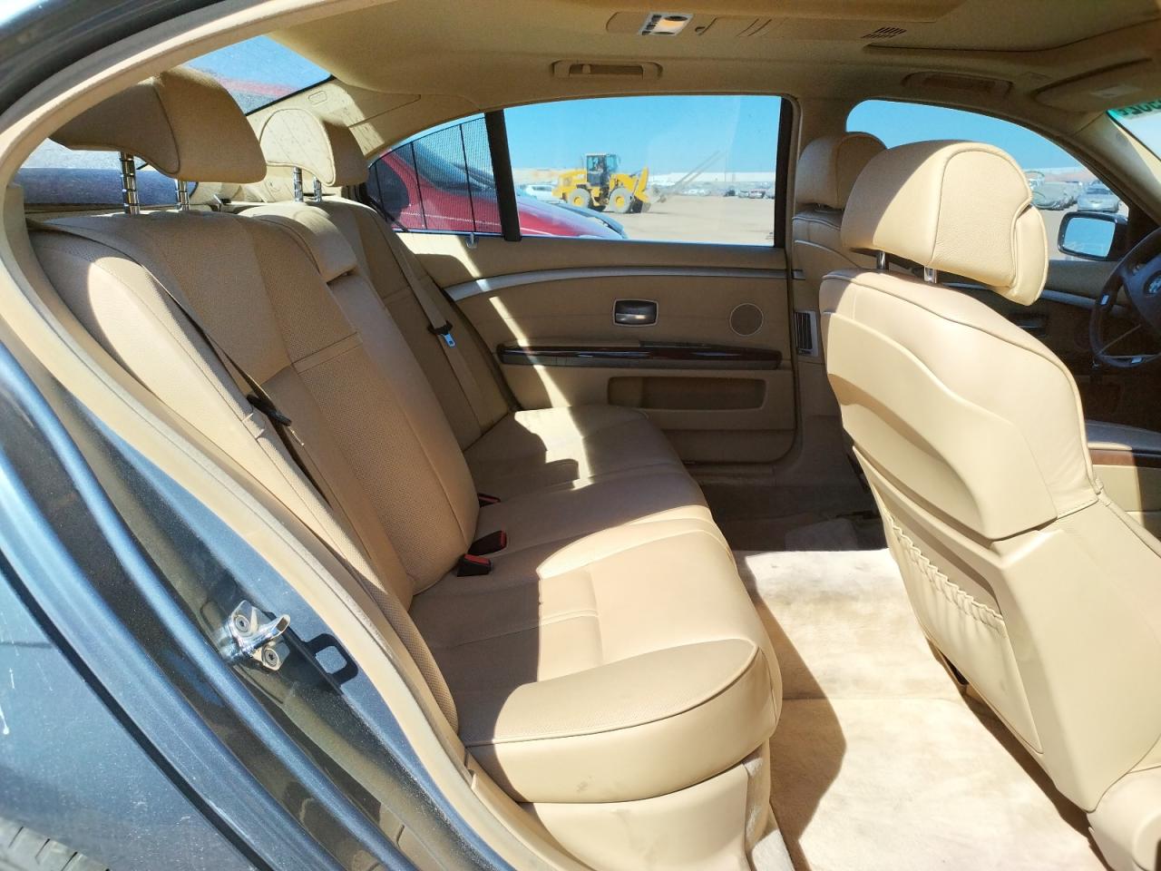 Photo 6 from auction – 2006 BMW 750 LI with VIN WBAHN83546DT35898