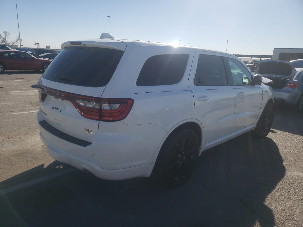 Photo 4 from auction – 2018 DODGE DURANGO SX with VIN 1C4RDHAG8JC261673