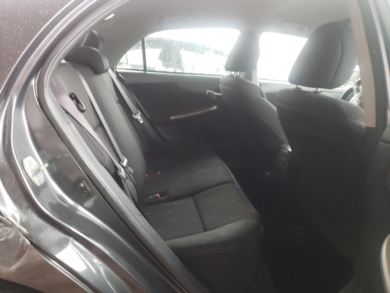 Photo 6 from auction – 2013 TOYOTA COROLLA S with VIN 2T1BU4EE2DC043159