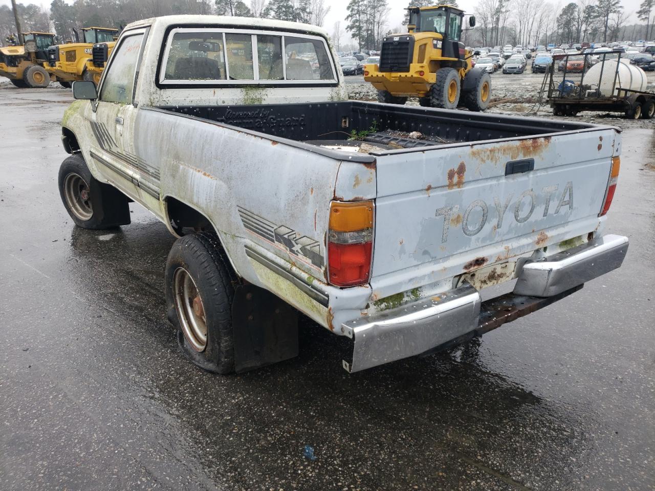 Photo 3 from auction – 1988 TOYOTA PICKUP RN6 with VIN JT4RN63A9J0212817