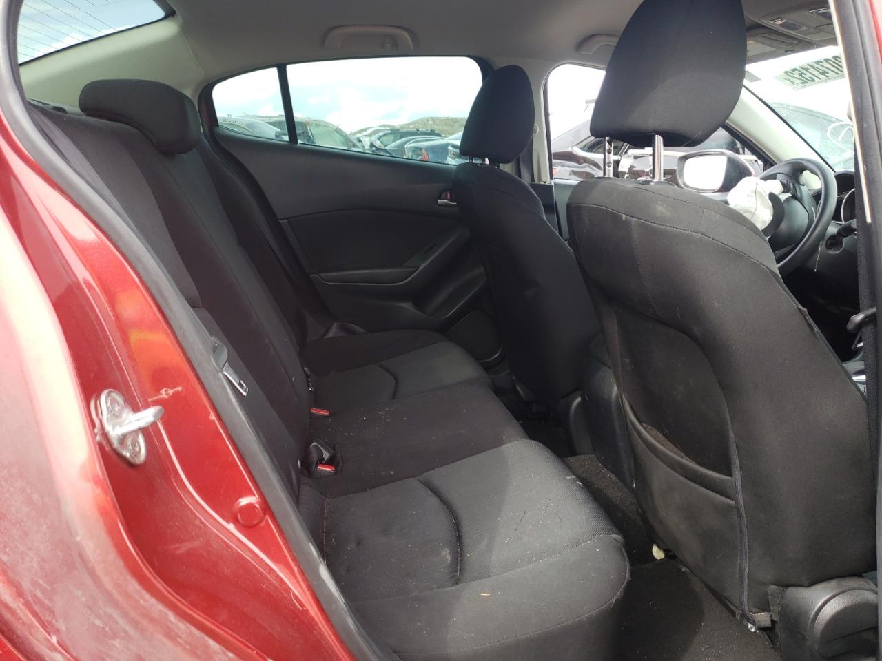 Photo 6 from auction – 2015 MAZDA 3 SPORT with VIN 3MZBM1U70FM232191