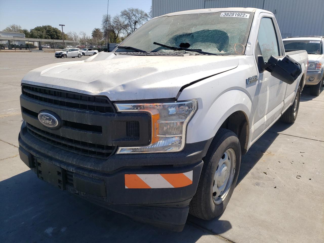 Photo 2 from auction – 2018 FORD F150 with VIN 1FTMF1CB0JKC54932
