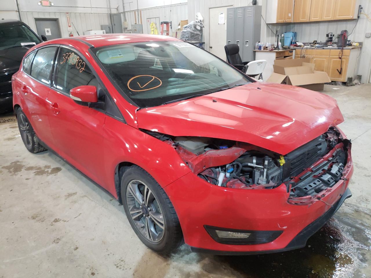 FORD FOCUS SE 2016 with VIN 1FADP3KE3GL245610 - Photo from auction