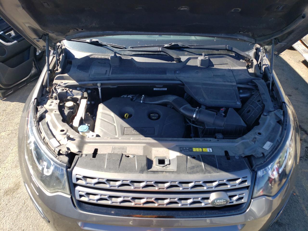 Photo 7 from auction – 2016 LAND ROVER DISCOVERY with VIN SALCP2BG6GH555327