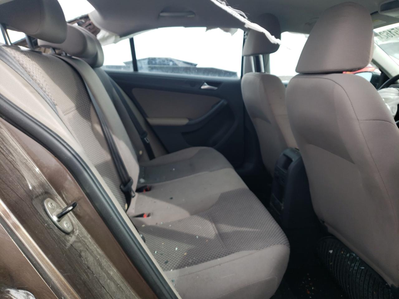 Photo 6 from auction – 2013 VOLKSWAGEN JETTA BASE with VIN 3VW1K7AJ3DM411701