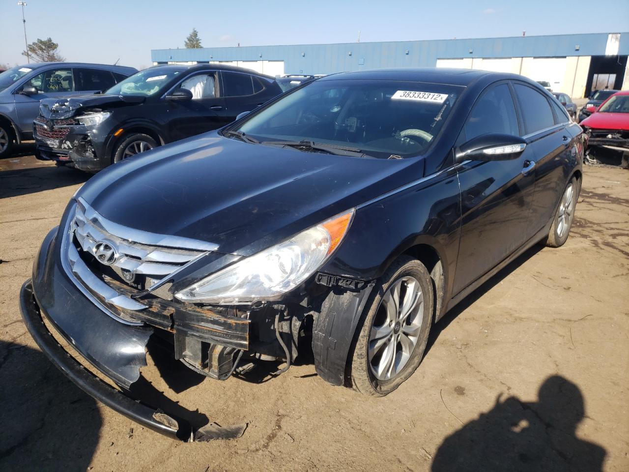 Photo 2 from auction – 2011 HYUNDAI SONATA SE with VIN 5NPEC4AC0BH081472
