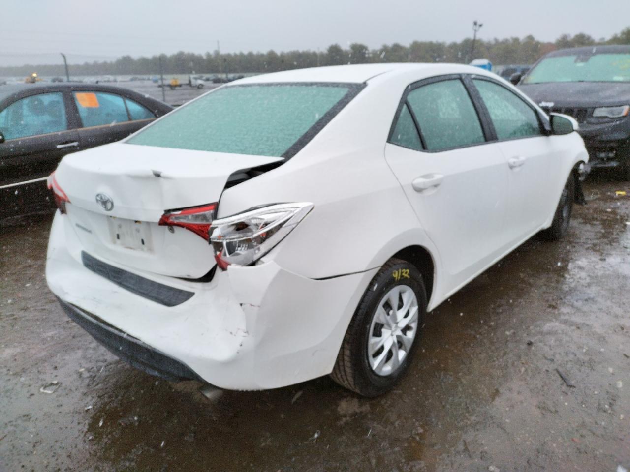 Photo 4 from auction – 2015 TOYOTA COROLLA L with VIN 2T1BURHE8FC337726