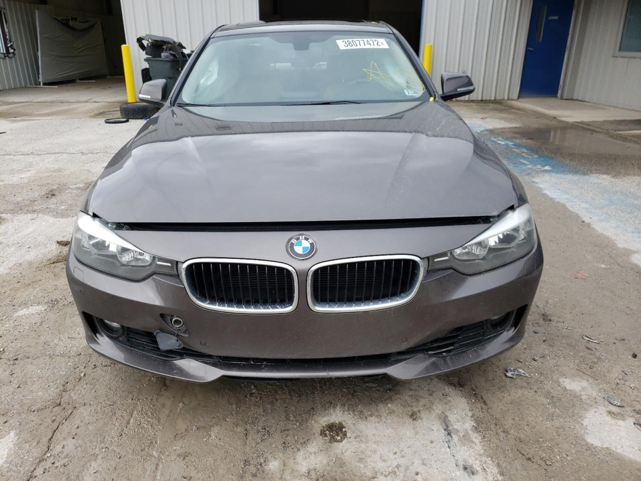 Photo 9 from auction – 2015 BMW 328 I with VIN WBA3B5G52FNS14714