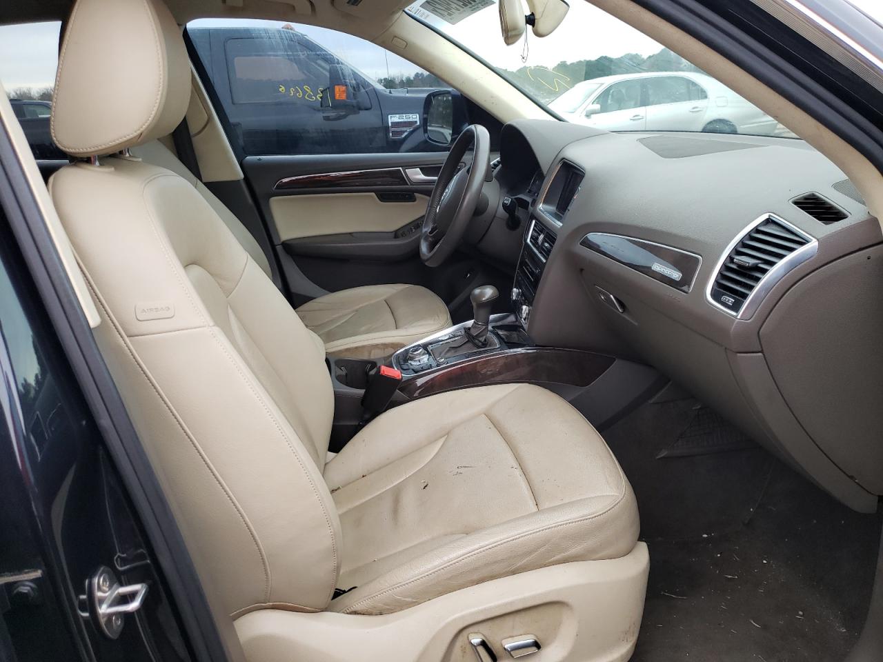 Photo 5 from auction – 2014 AUDI Q5 PREMIUM with VIN WA1LFAFP7EA130360