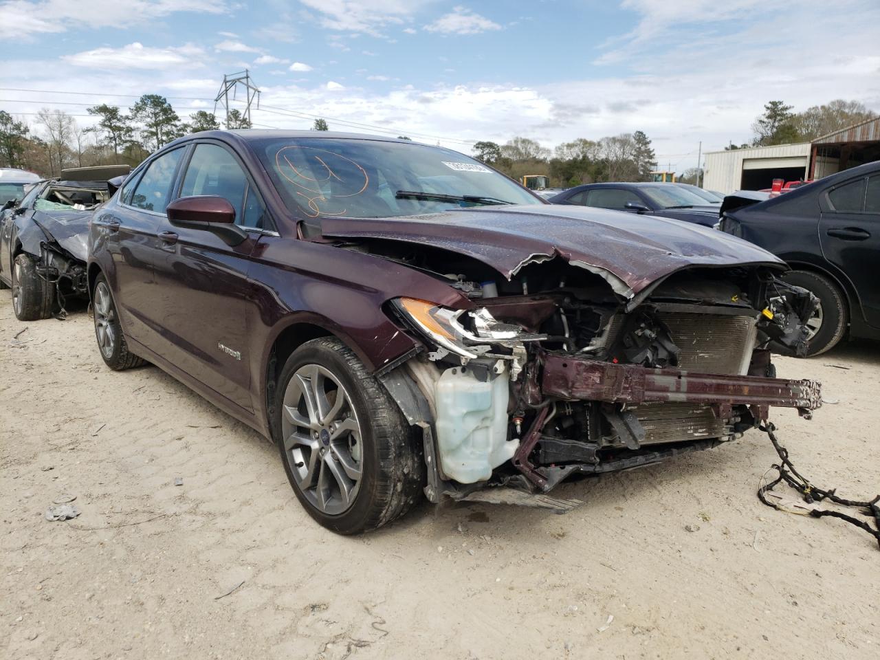 FORD FUSION SE 2017 with VIN 3FA6P0LU5HR356787 - Photo from auction