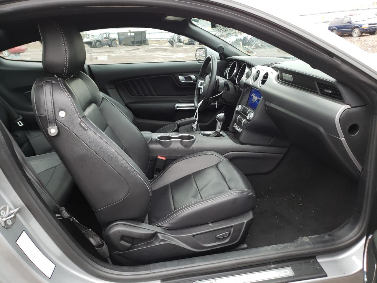 Photo 5 from auction – 2021 FORD MUSTANG with VIN 1FA6P8TH8M5107494