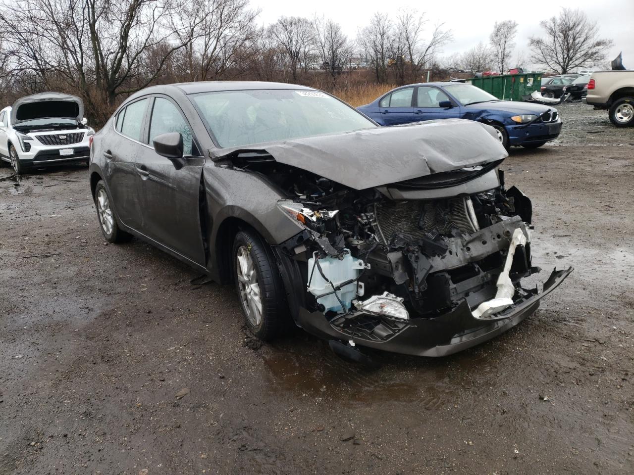 MAZDA 3 TOURING 2014 with VIN JM1BM1V78E1122115 - Photo from auction