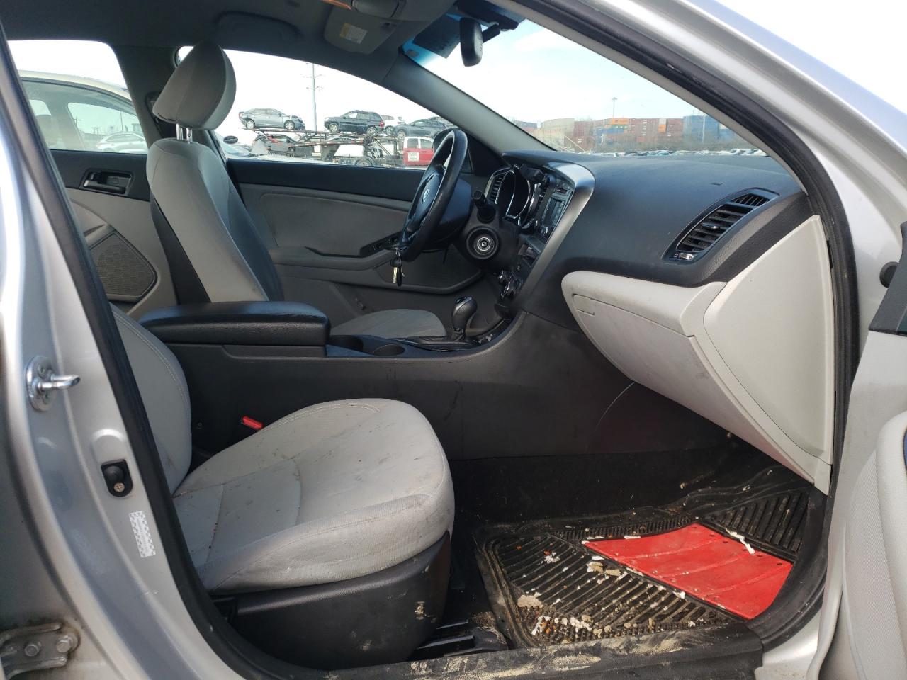 Photo 5 from auction – 2013 KIA OPTIMA LX with VIN KNAGM4A73D5431332