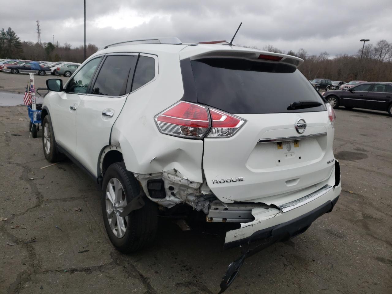 Photo 3 from auction – 2016 NISSAN ROGUE S with VIN KNMAT2MV2GP679705