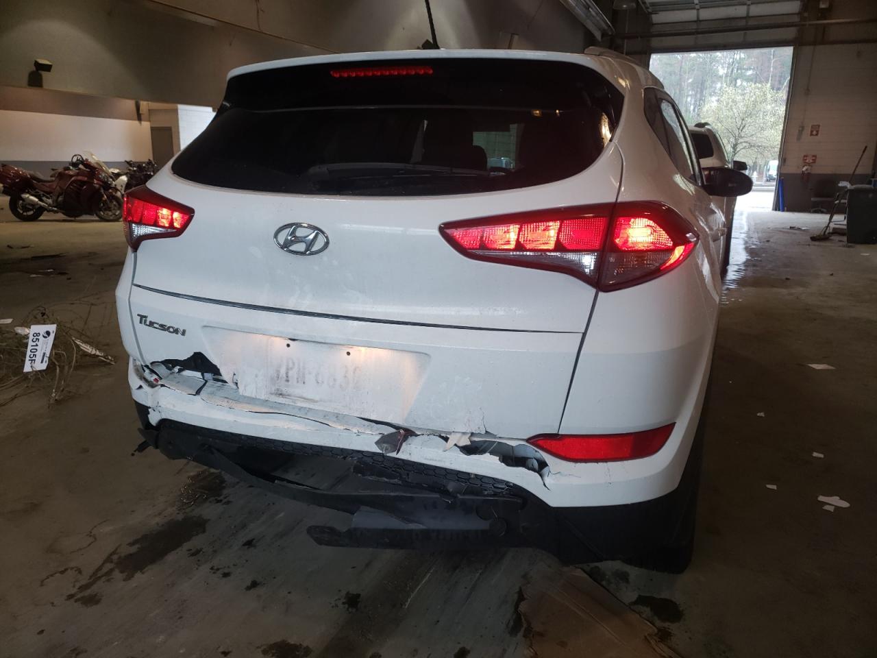Photo 9 from auction – 2016 HYUNDAI TUCSON LIM with VIN KM8J33A42GU242138