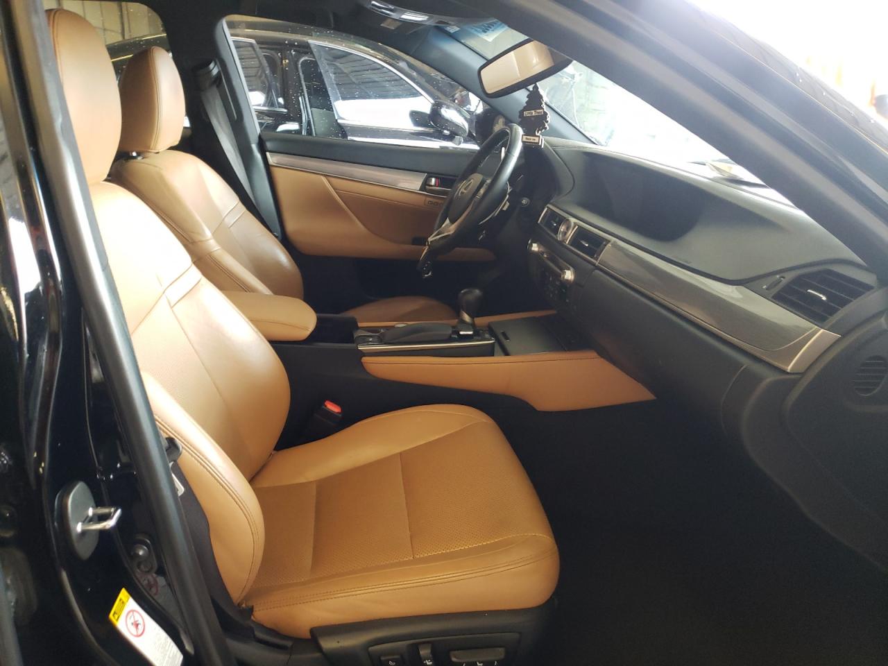 Photo 5 from auction – 2015 LEXUS GS 350 with VIN JTHBE1BL8FA003057