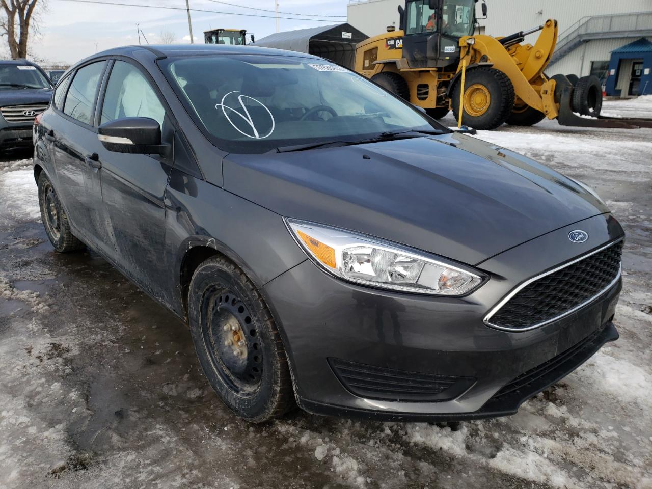 FORD FOCUS SE 2018 with VIN 1FADP3K29JL263168 - Photo from auction