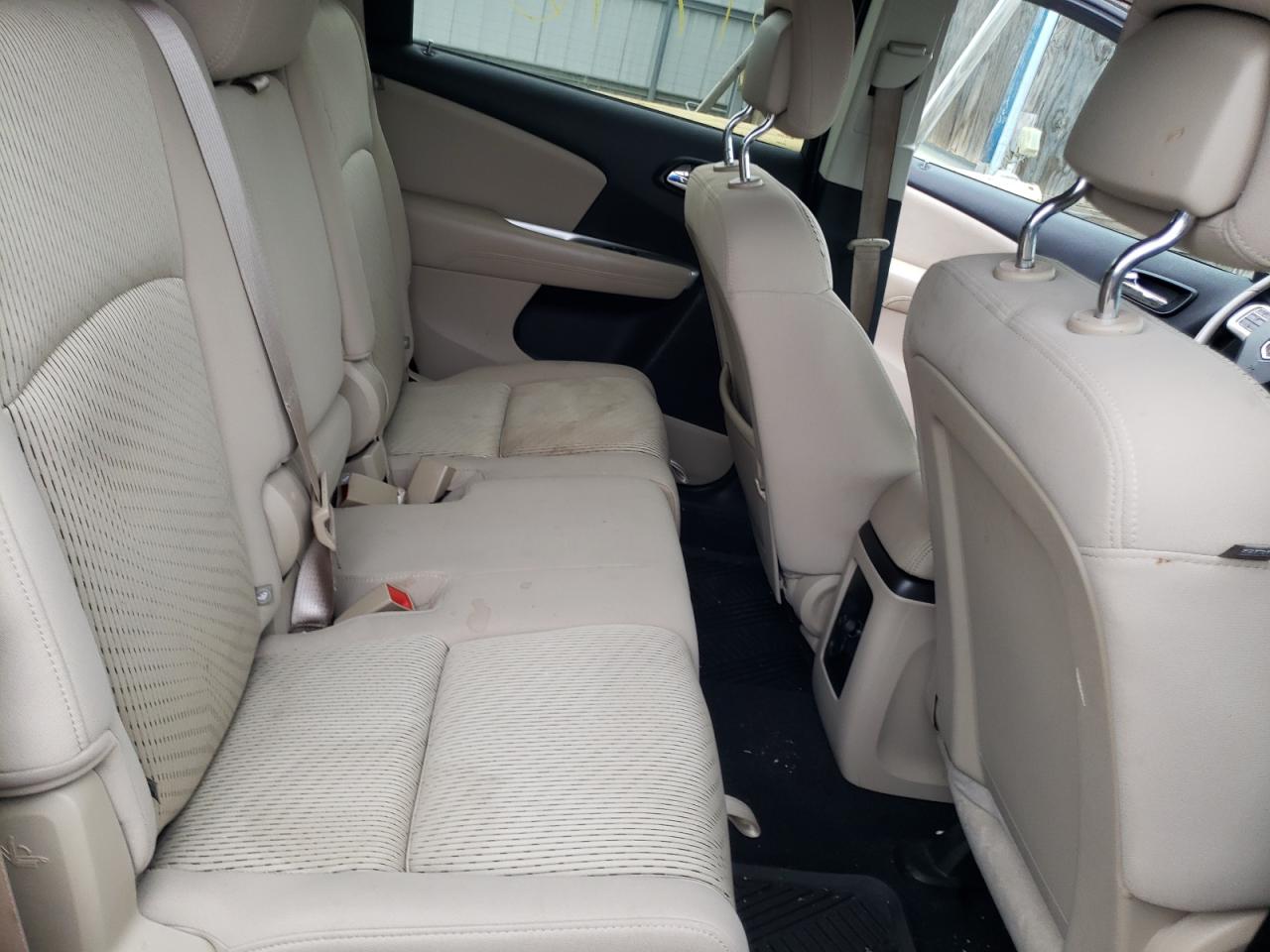 Photo 6 from auction – 2011 DODGE JOURNEY MA with VIN 3D4PH1FG9BT522894