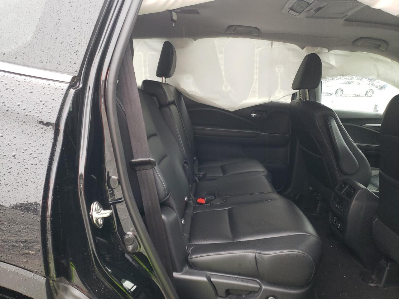 Photo 6 from auction – 2017 HONDA PILOT EXL with VIN 5FNYF6H88HB092583