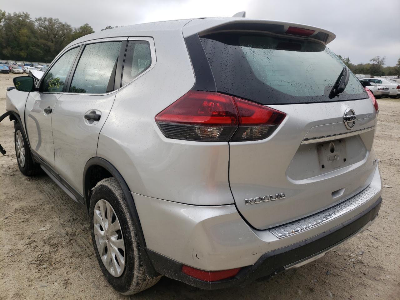 Photo 3 from auction – 2018 NISSAN ROGUE S with VIN KNMAT2MV0JP519006