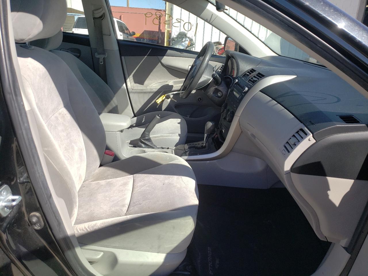 Photo 5 from auction – 2011 TOYOTA COROLLA BA with VIN JTDBU4EEXB9166114