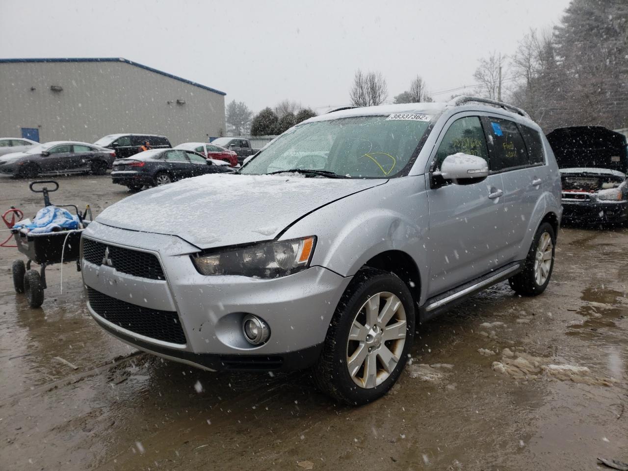 Photo 2 from auction – 2013 MITSUBISHI OUTLANDER with VIN JA4JT3AW2DU019335
