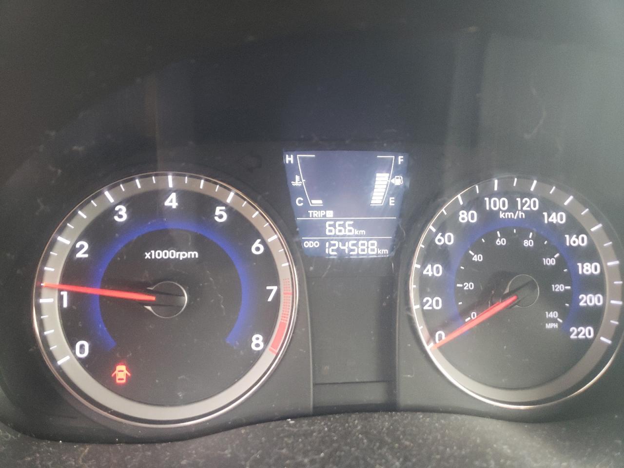 Photo 8 from auction – 2014 HYUNDAI ACCENT GLS with VIN KMHCT5AE0EU150410