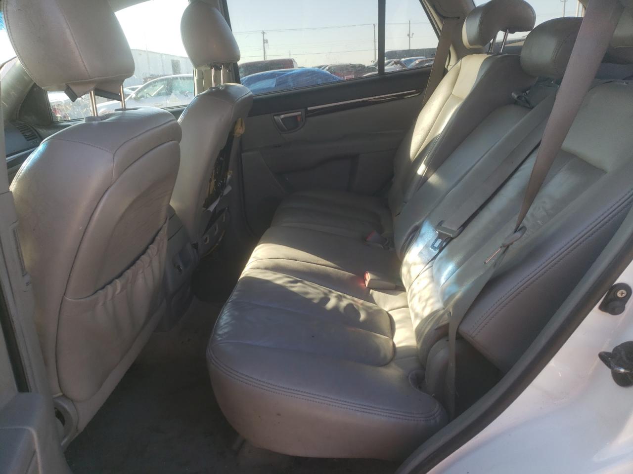 Photo 6 from auction – 2007 HYUNDAI SANTA FE G with VIN 5NMSG13D77H093957