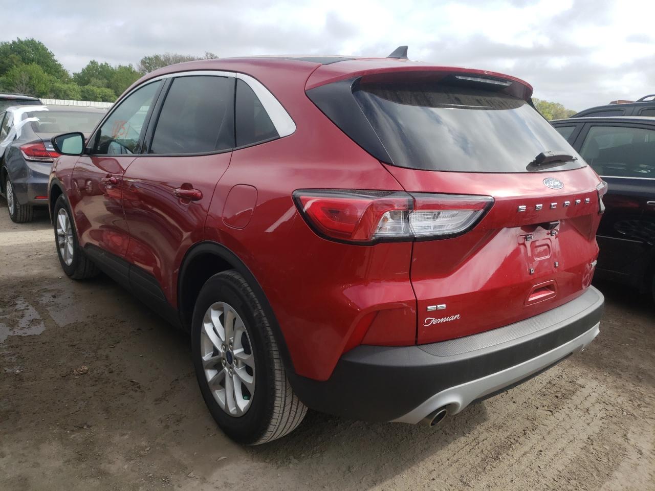 Photo 3 from auction – 2020 FORD ESCAPE SE with VIN 1FMCU0G67LUA93880