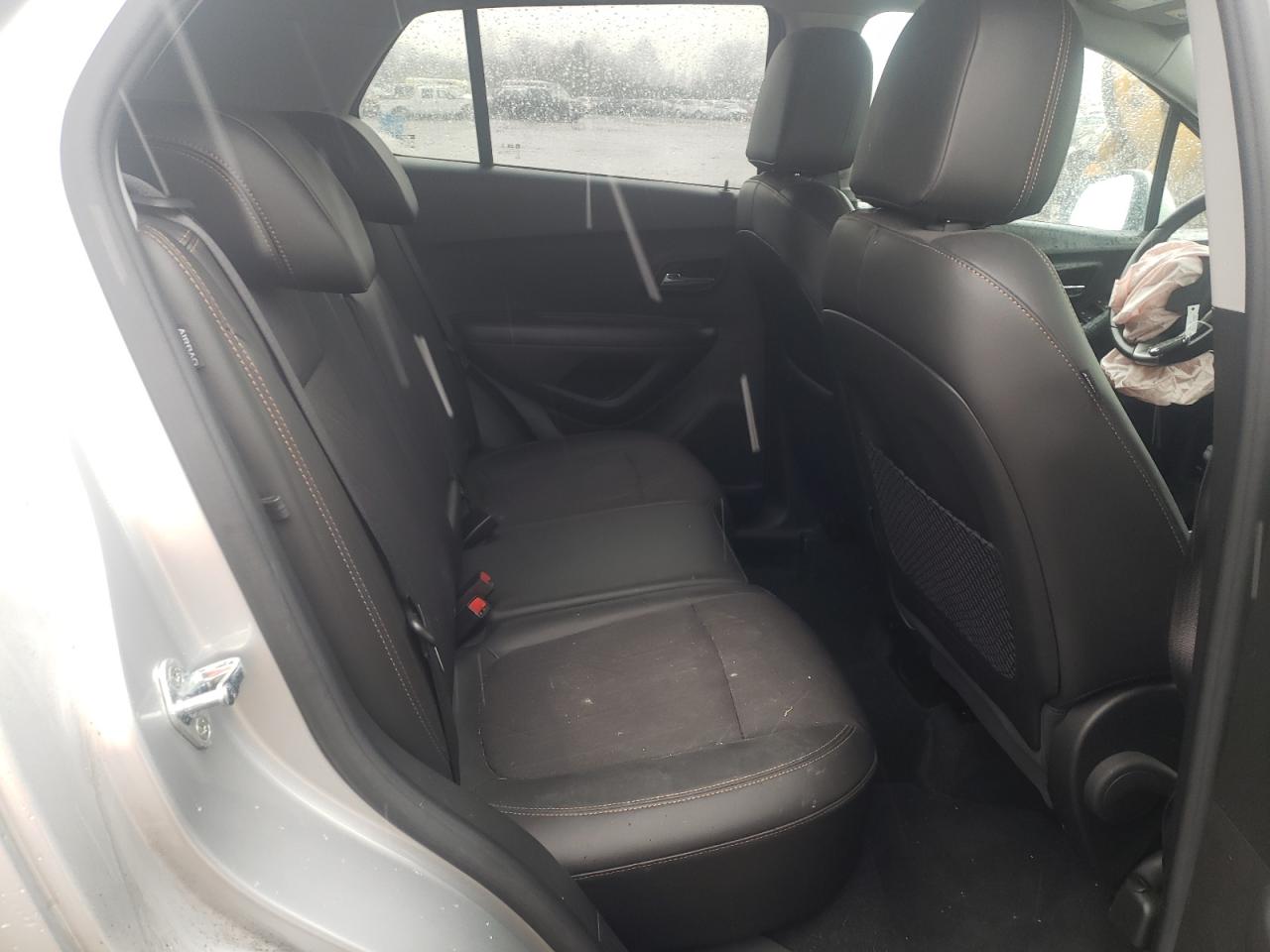 Photo 6 from auction – 2020 CHEVROLET TRAX 1LT with VIN KL7CJPSB8LB020830