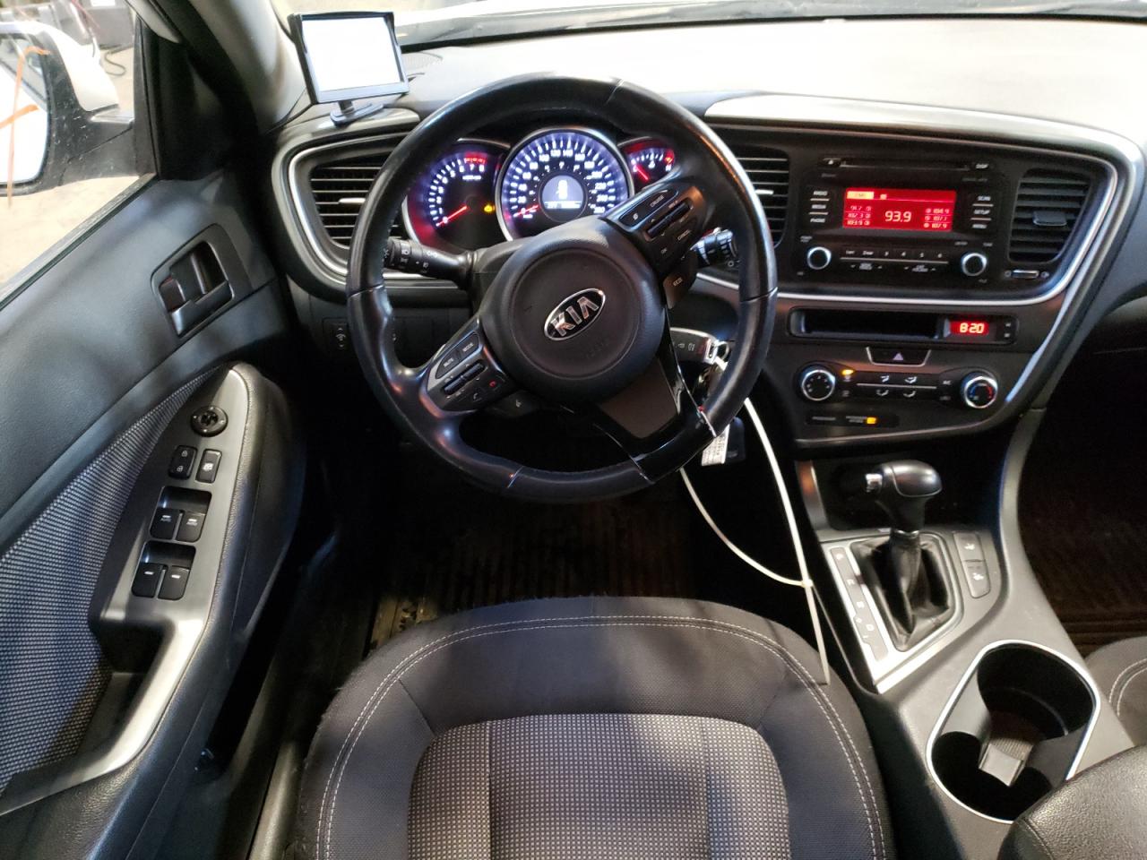 Photo 9 from auction – 2015 KIA OPTIMA LX with VIN KNAGM4A7XF5551017